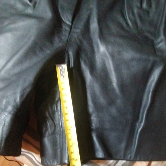 Leather Sandro Shorts size 42 US 10 - Picture 10 of 10